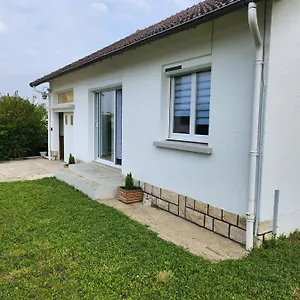 Hébergement de vacances Gite Maison D'allier, Le Veurdre